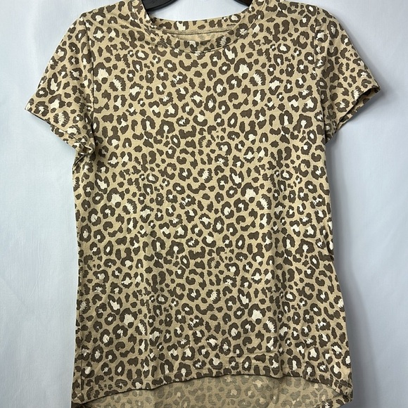 Zoe + Liv Tops - 🎥 LIVE SHOW DROP — Join Us for Full Details & Pricing!